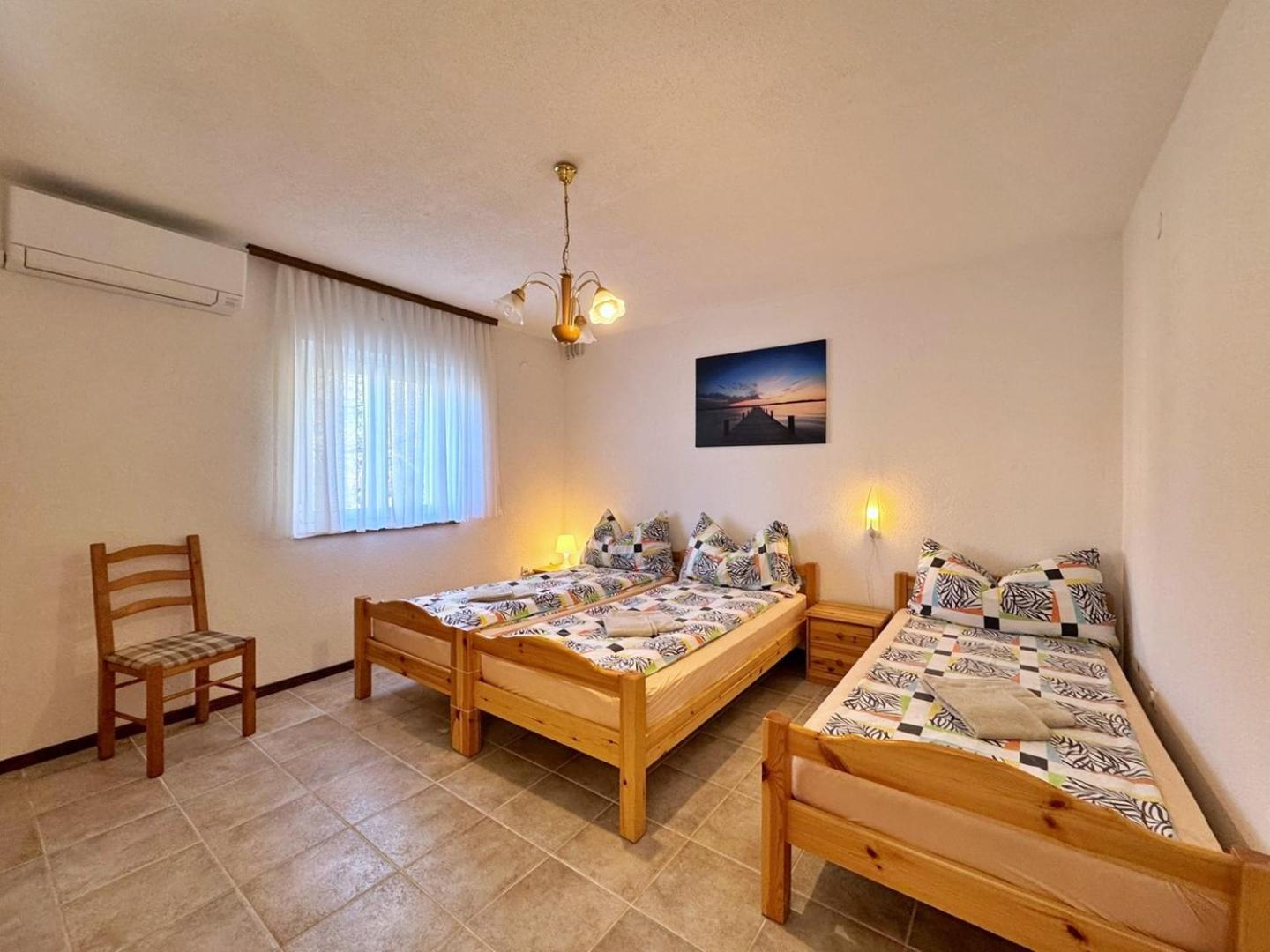 Apartments Pavle Malinska Exterior photo